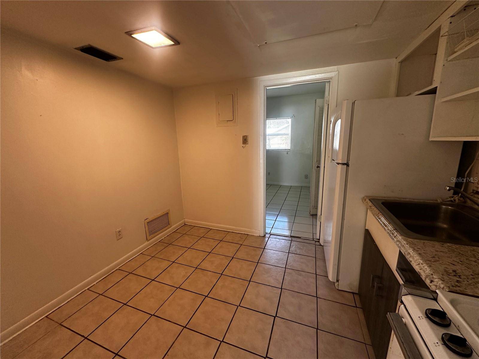 1315 SE SILVER SPRINGS PL #6, Ocala, FL 34471