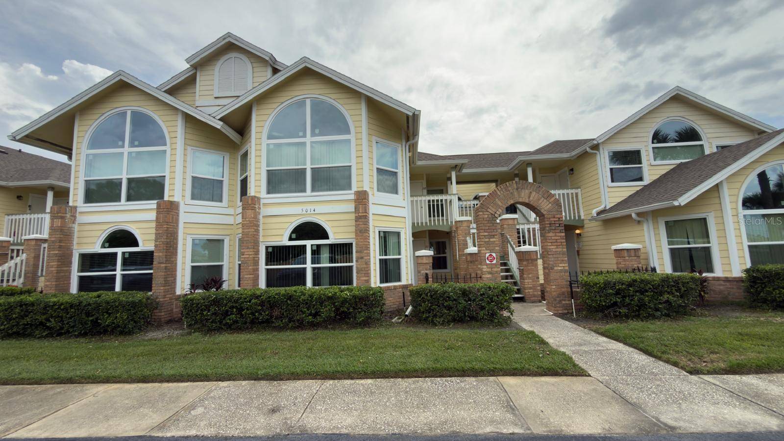 5014 LAGUNA BAY CIR #111, Kissimmee, FL 34746