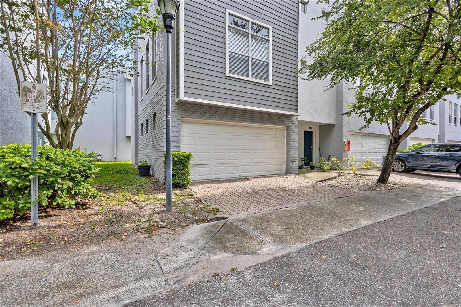 4512 BAY SPRING CT, Tampa, FL 33611