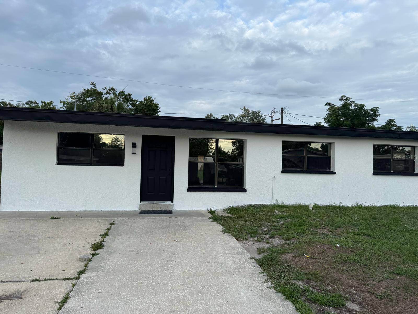 1326 WAIKIKI WAY, Tampa, FL 33619
