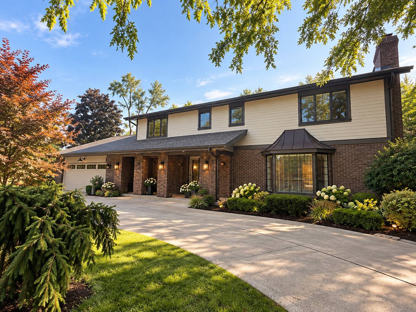 6342 Martin DR, Willowbrook, IL 60527