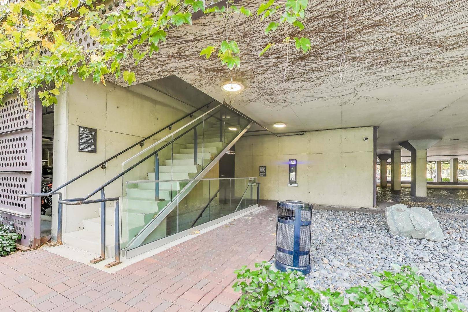 800 Elgin RD #1419, Evanston, IL 60201