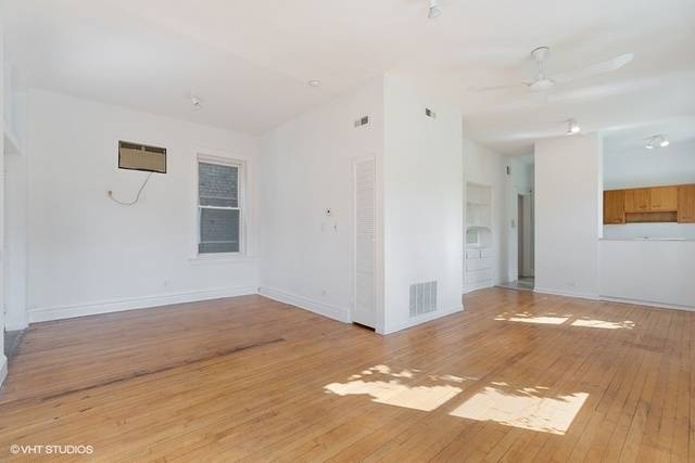 732 W 19th ST #1R, Chicago, IL 60616