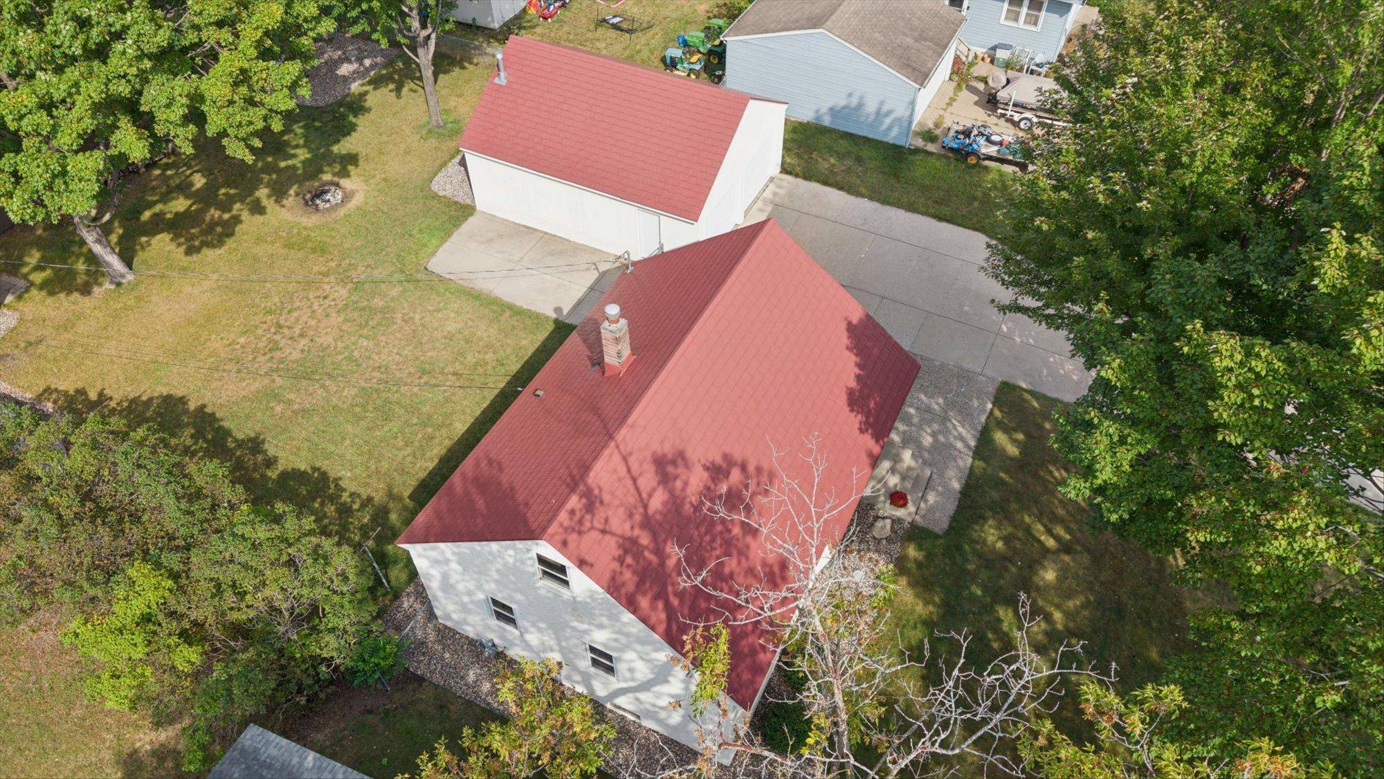 1747 Pinewood DR, Shoreview, MN 55126