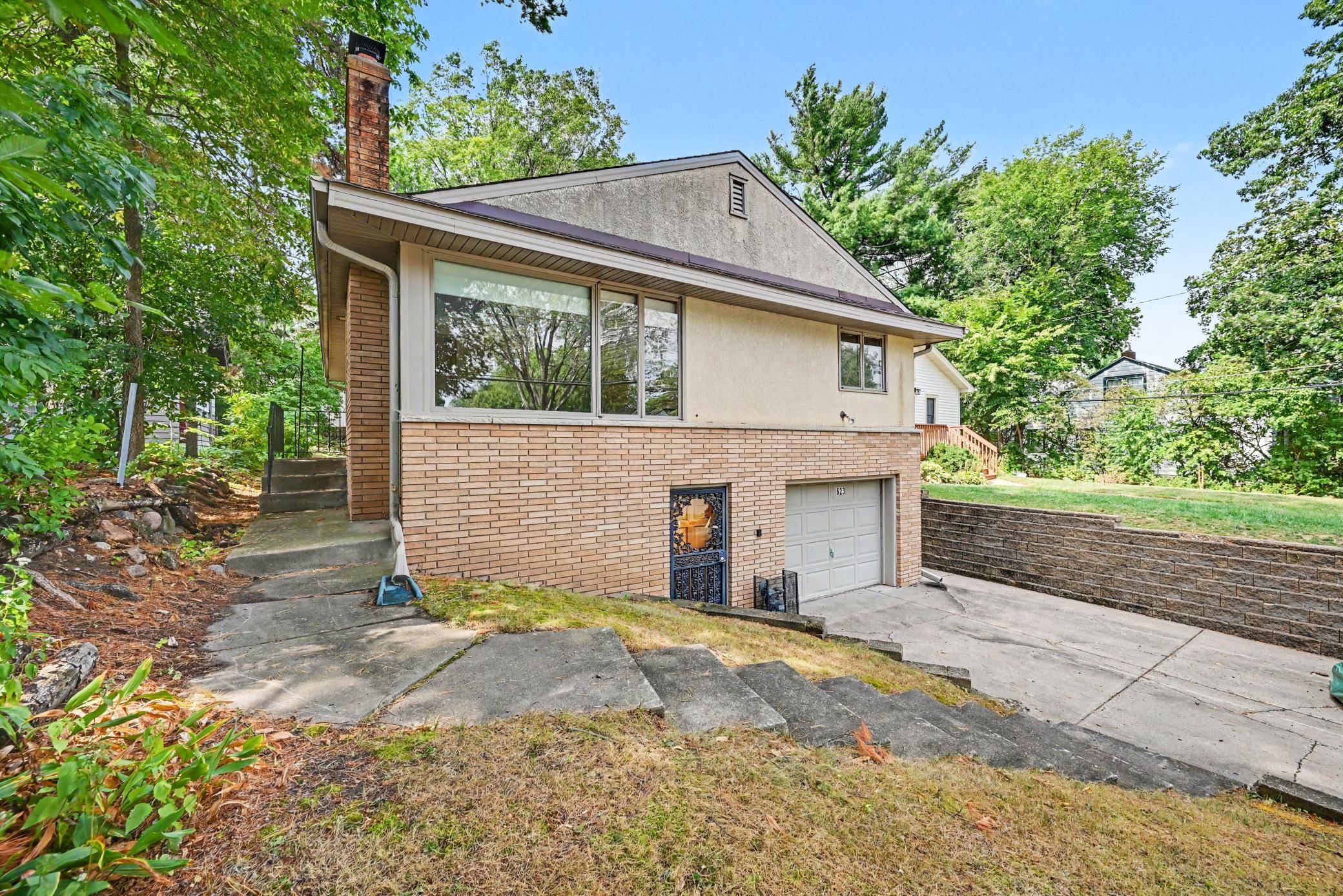 623 Griggs ST S, Saint Paul, MN 55116