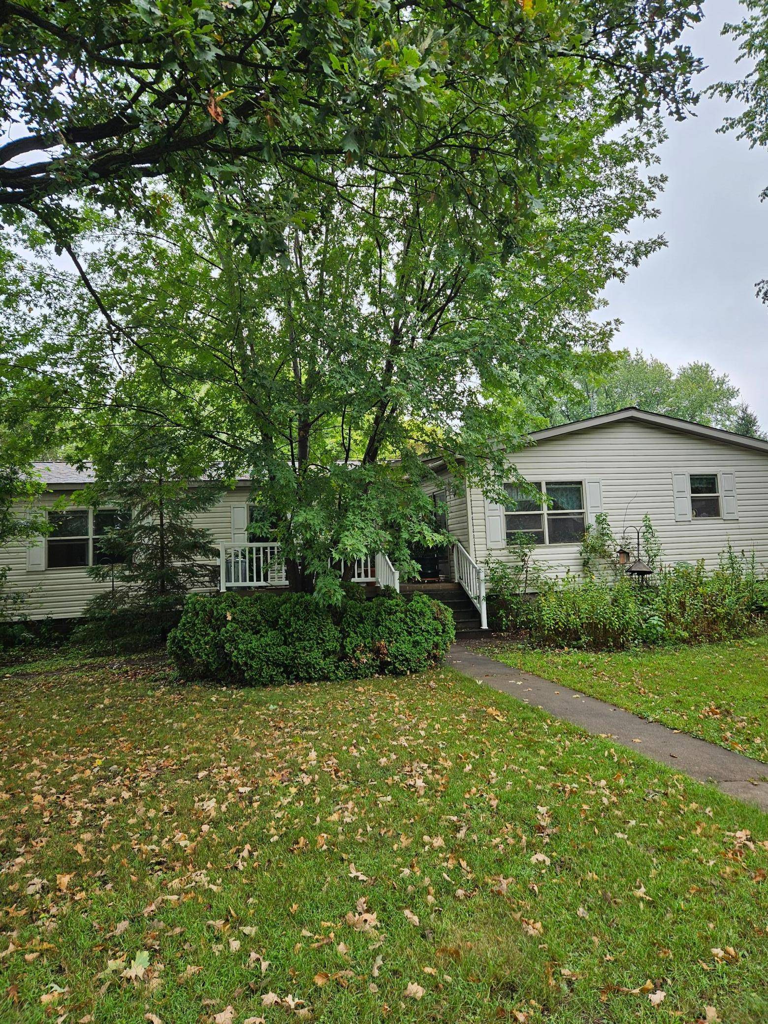 361 8th AVE, Clear Lake, WI 54005