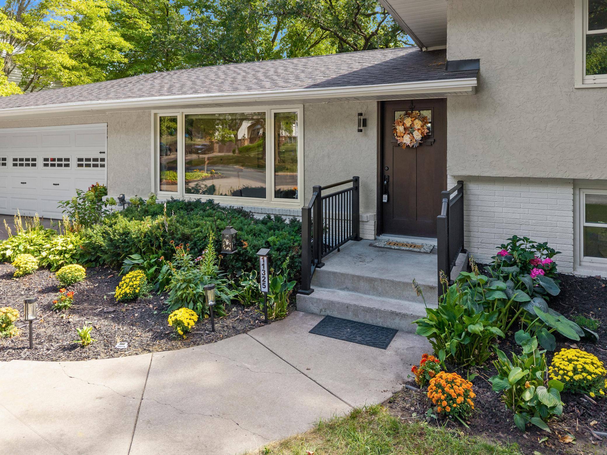 11325 Interlachen RD, Chisago City, MN 55013