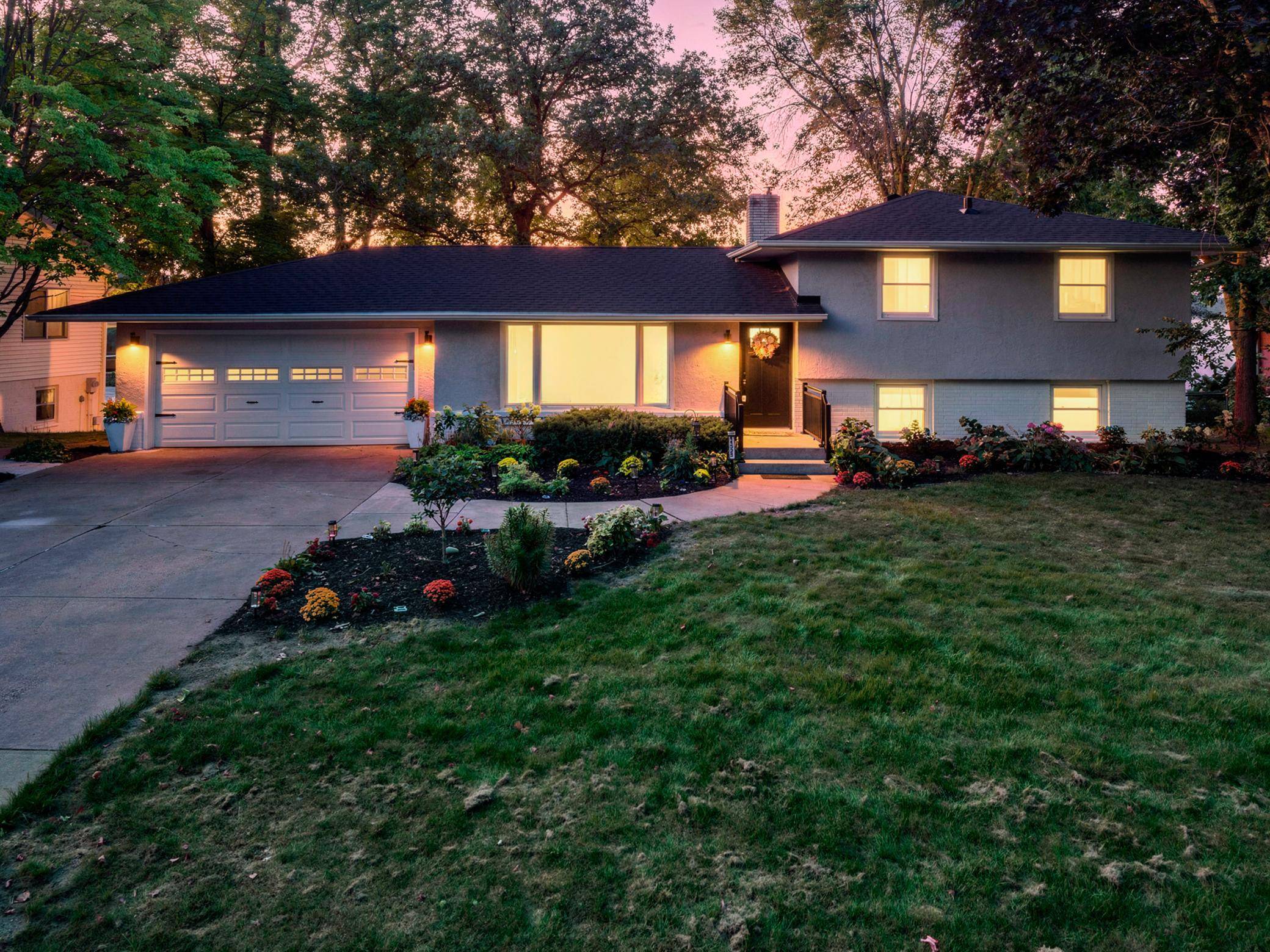 11325 Interlachen RD, Chisago City, MN 55013