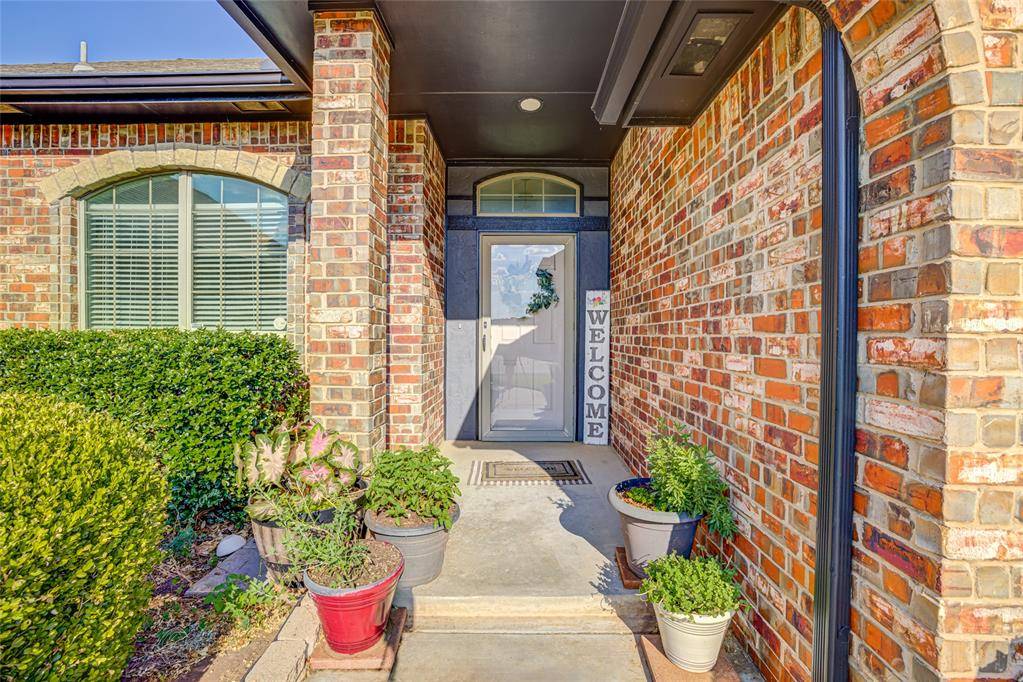 3212 Pin Oak RD, Oklahoma City, OK 73170