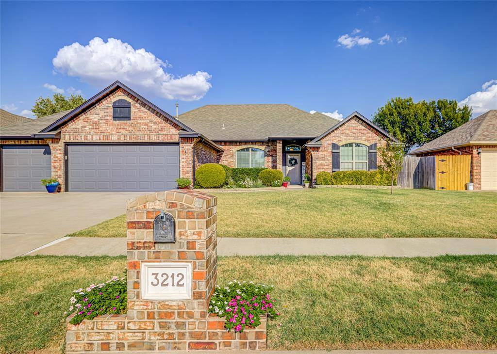 3212 Pin Oak RD, Oklahoma City, OK 73170