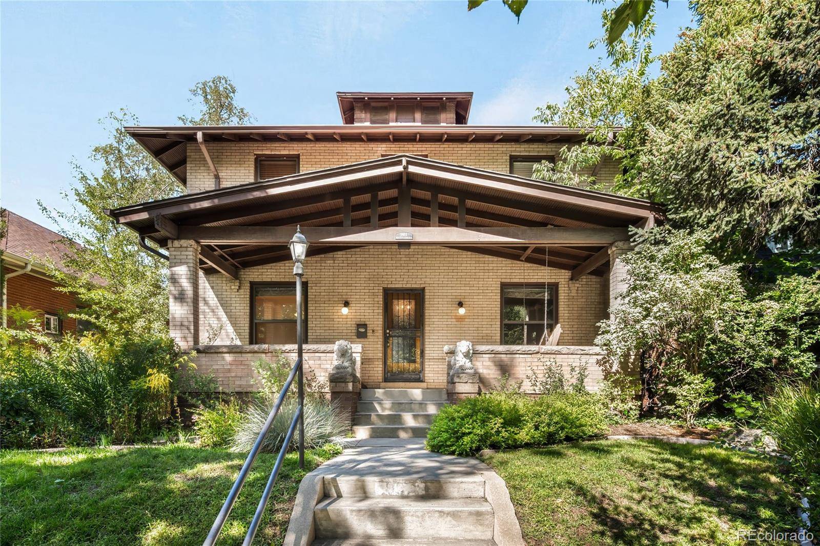 961 S Corona ST, Denver, CO 80209