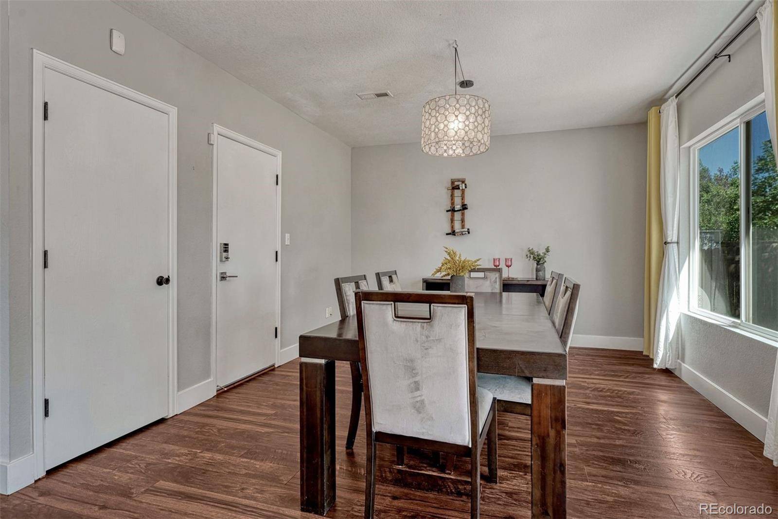 6201 Scottsbluff DR, Colorado Springs, CO 80923