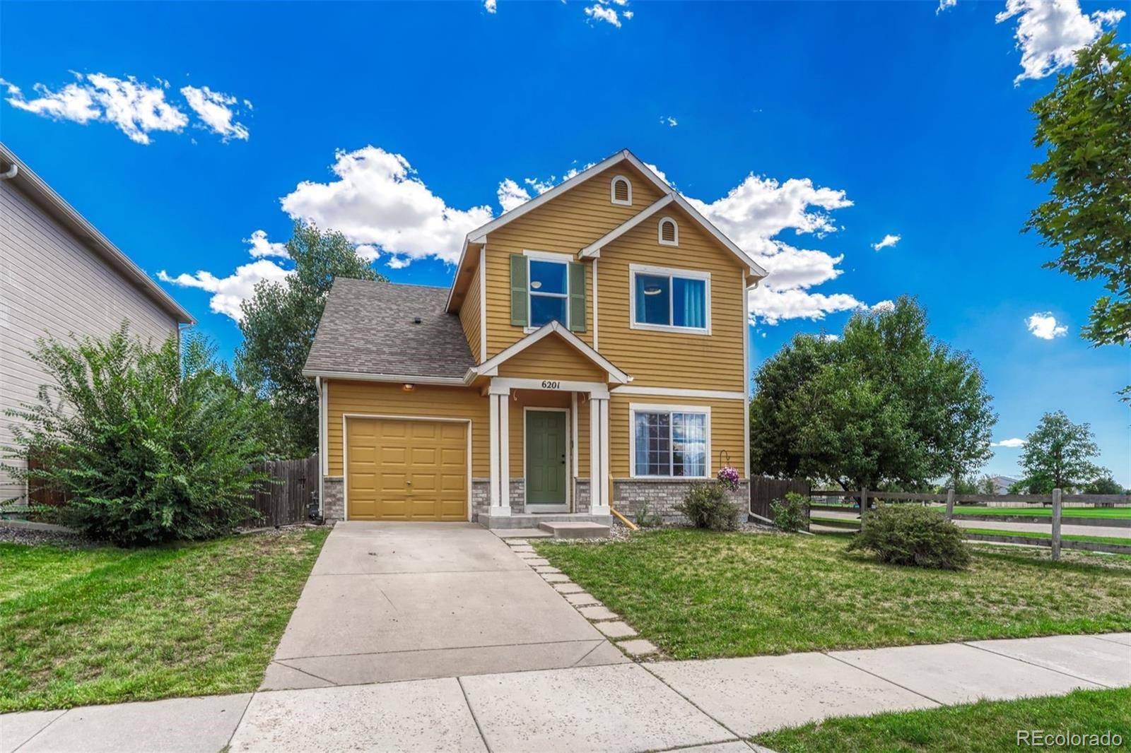 6201 Scottsbluff DR, Colorado Springs, CO 80923