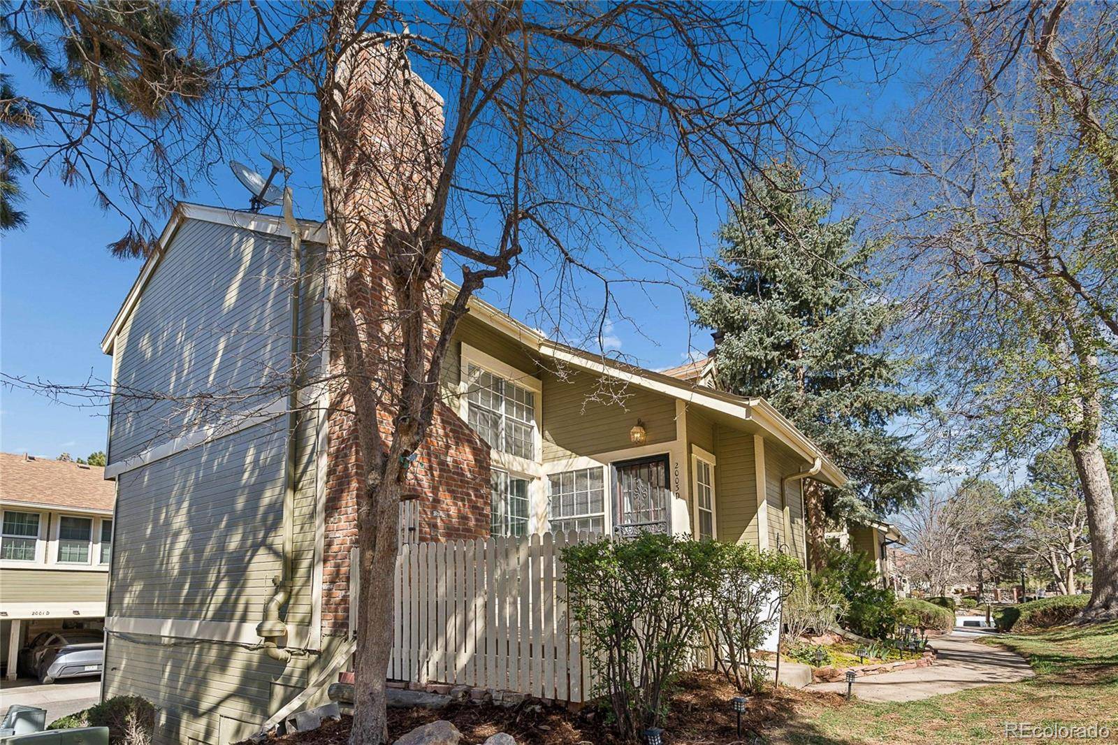 2003 S Helena ST #D, Aurora, CO 80013