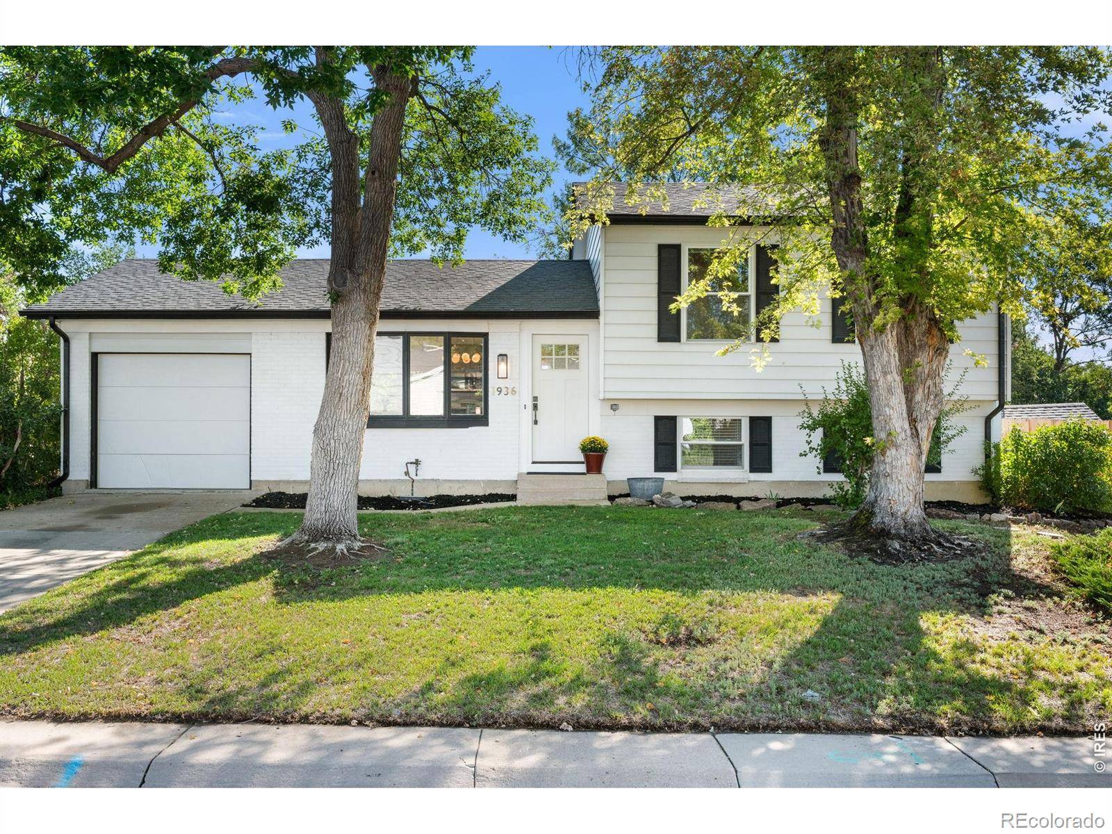 1936 Cottonwood ST, Broomfield, CO 80020
