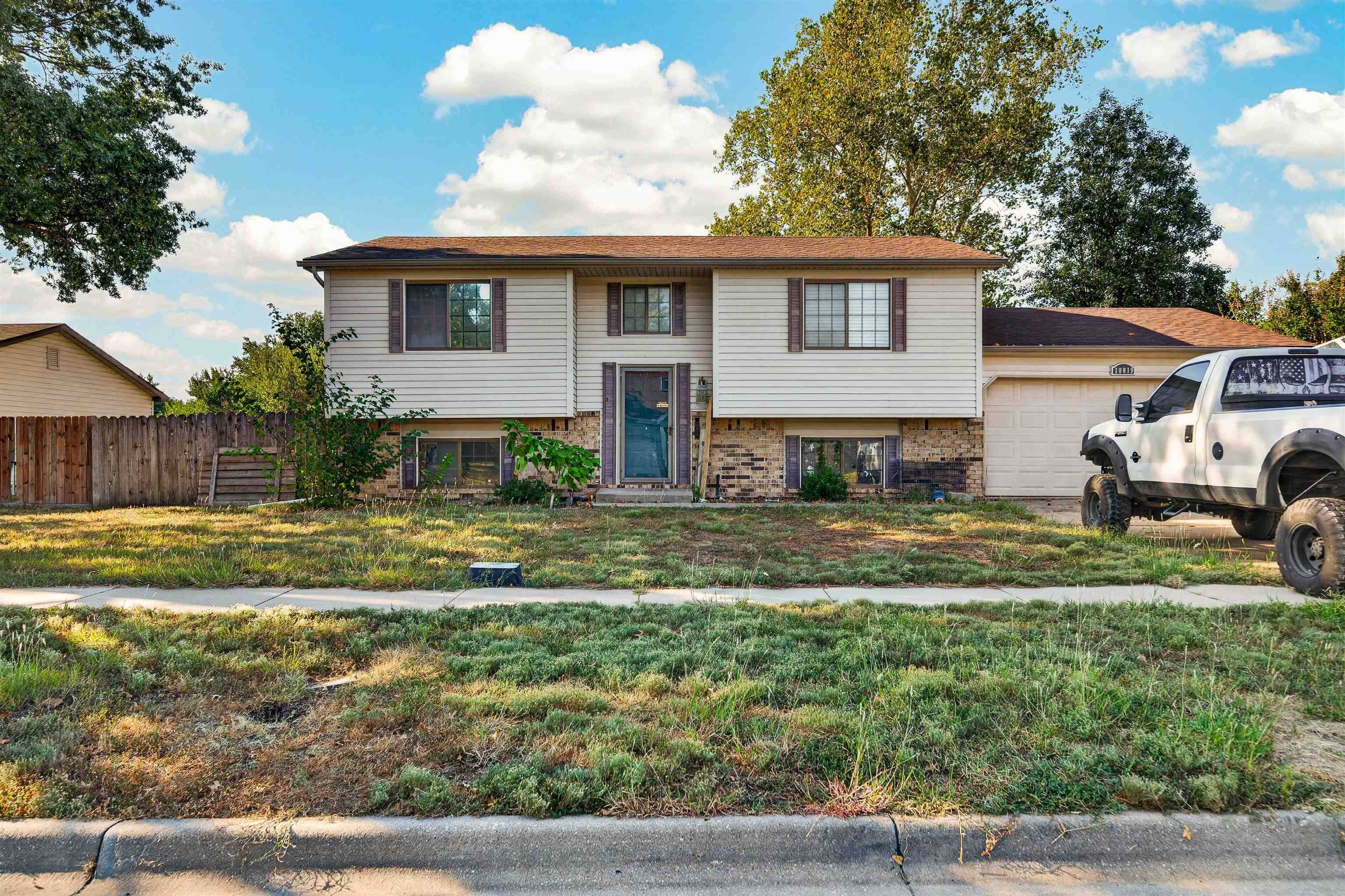 10819 W Jewell, Wichita, KS 67209
