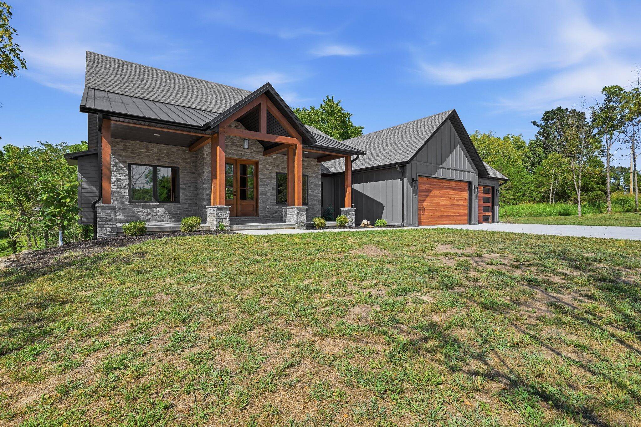 303 Crystal Valley RD, Clever, MO 65631