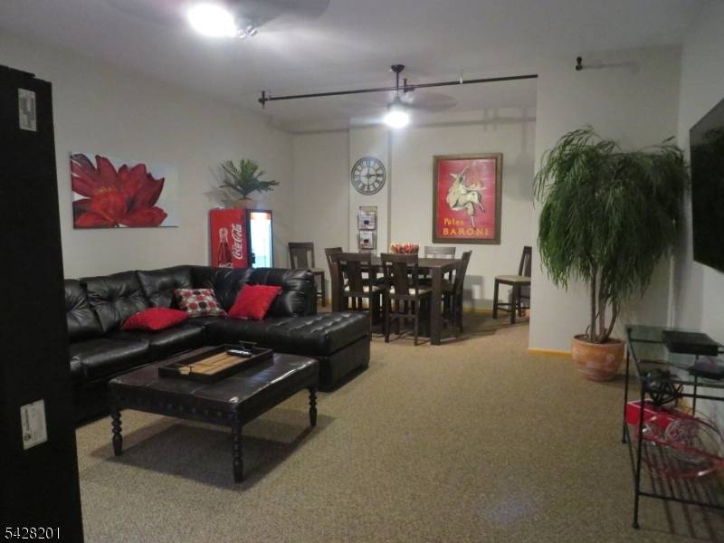 775 Mountain Blvd, Watchung Boro, NJ 07069