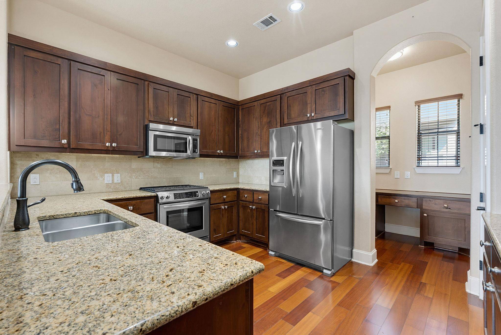 6533 E Hill DR #5, Austin, TX 78731