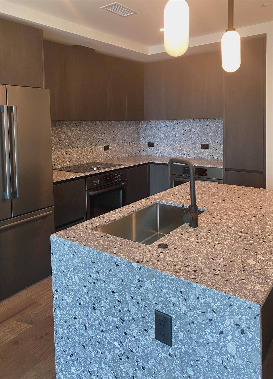 84 East Ave #2307, Austin, TX 78701