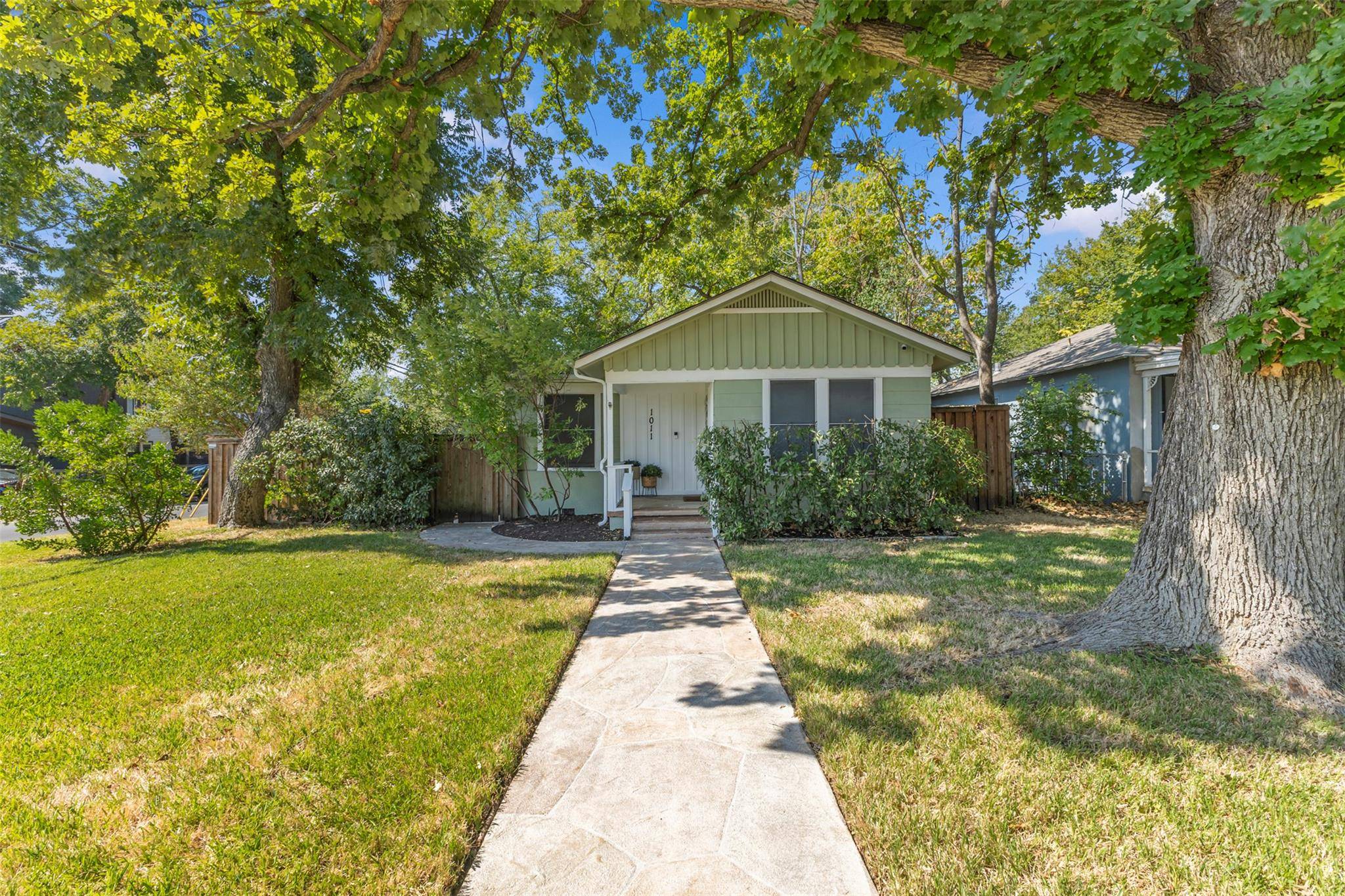 1011 E 45th ST, Austin, TX 78751