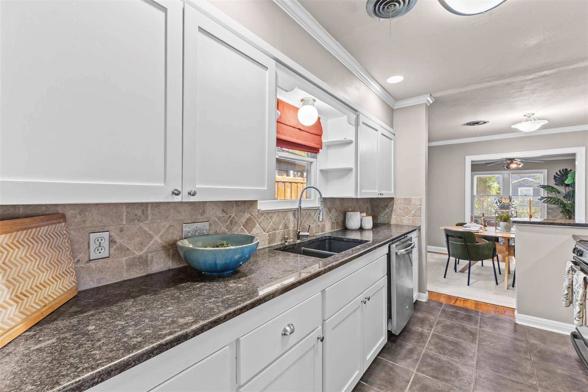 1011 E 45th ST, Austin, TX 78751
