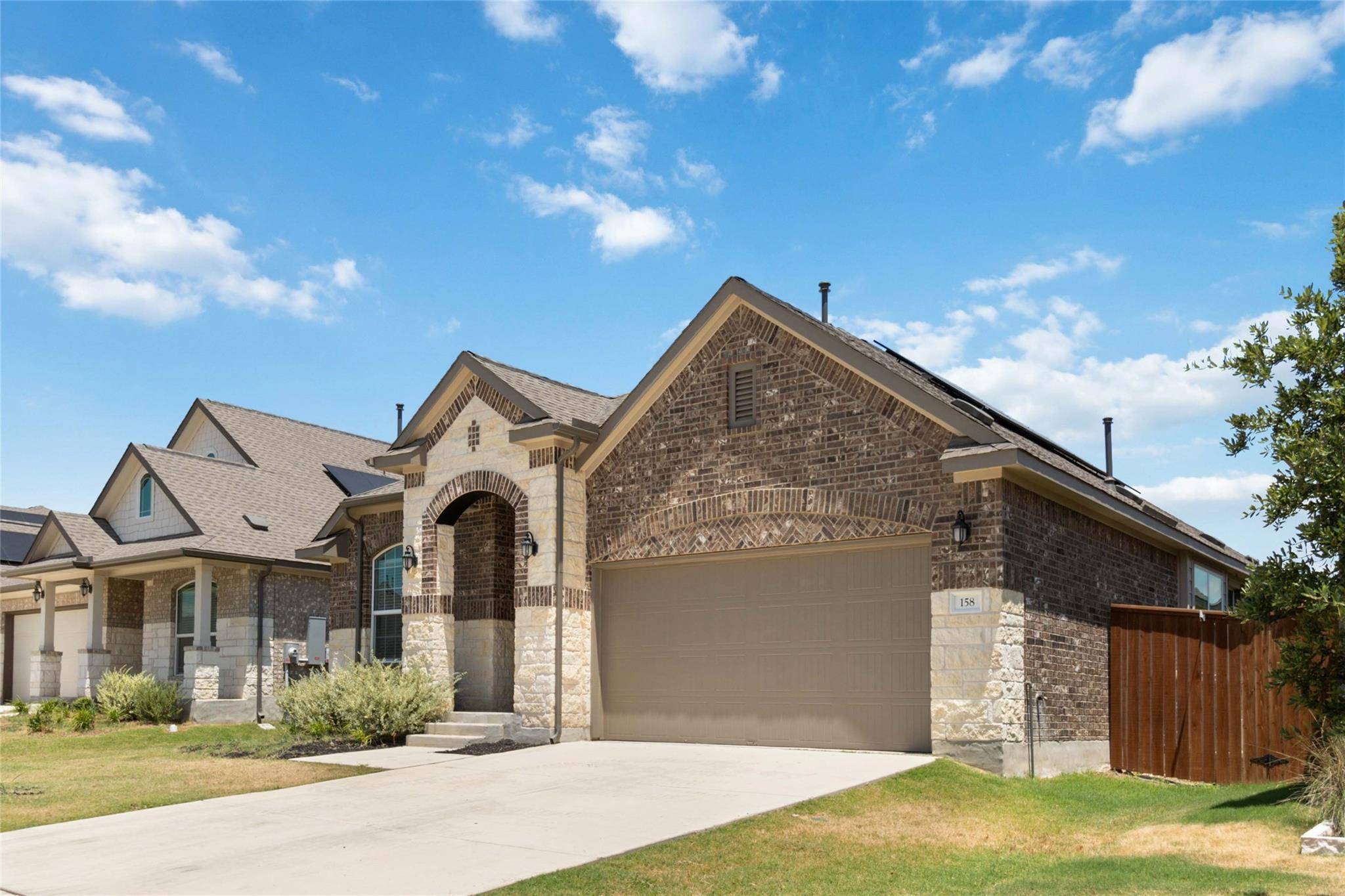 158 Coronella DR, Liberty Hill, TX 78642