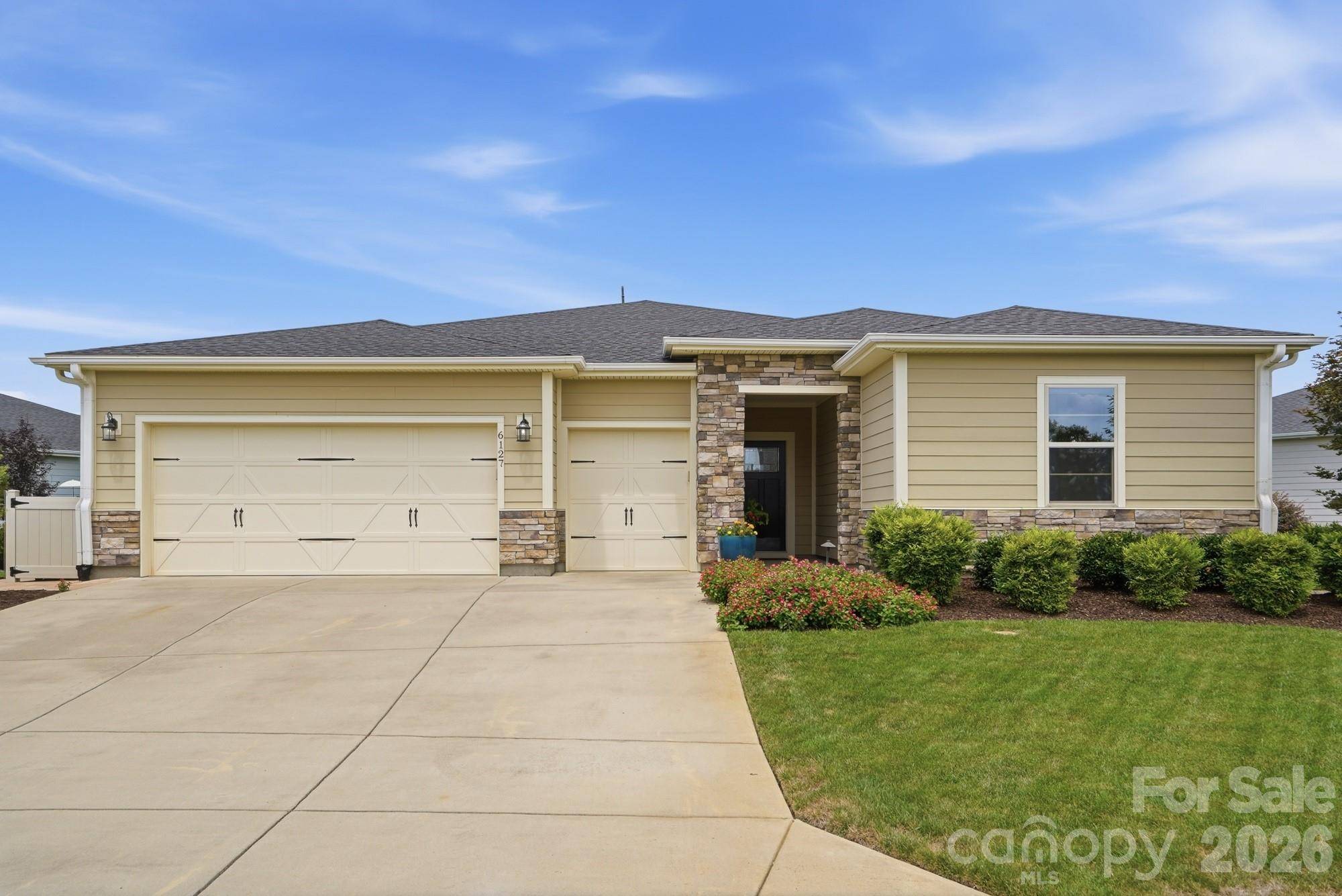6127 Raven Rock DR, Denver, NC 28037