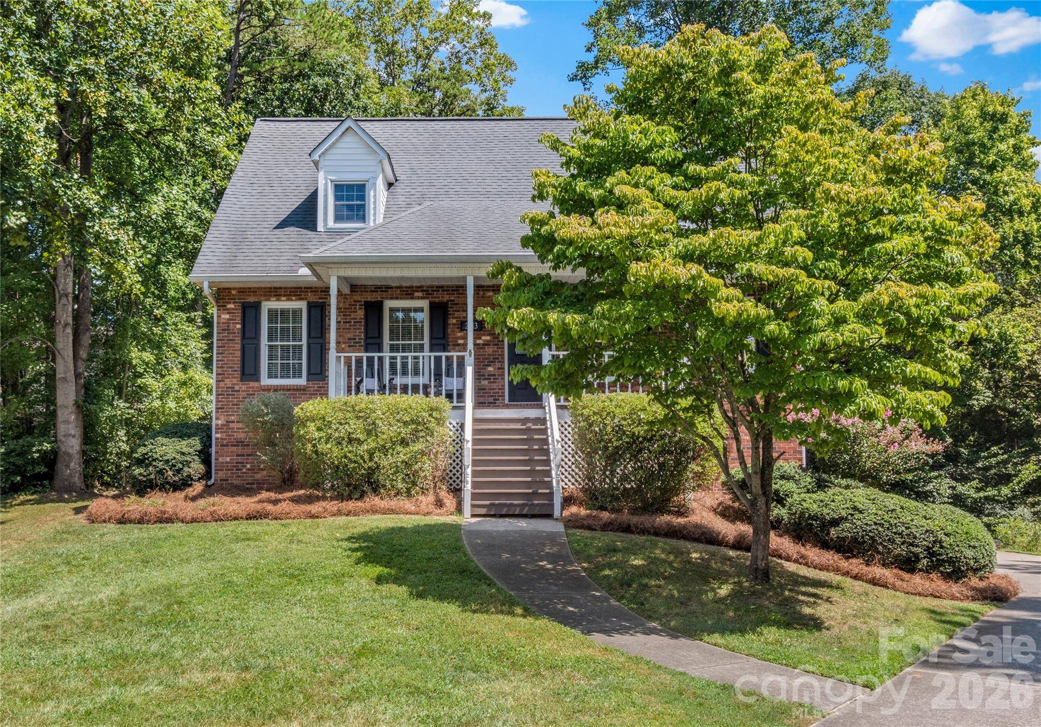 2513 Newington CT, Clemmons, NC 27012