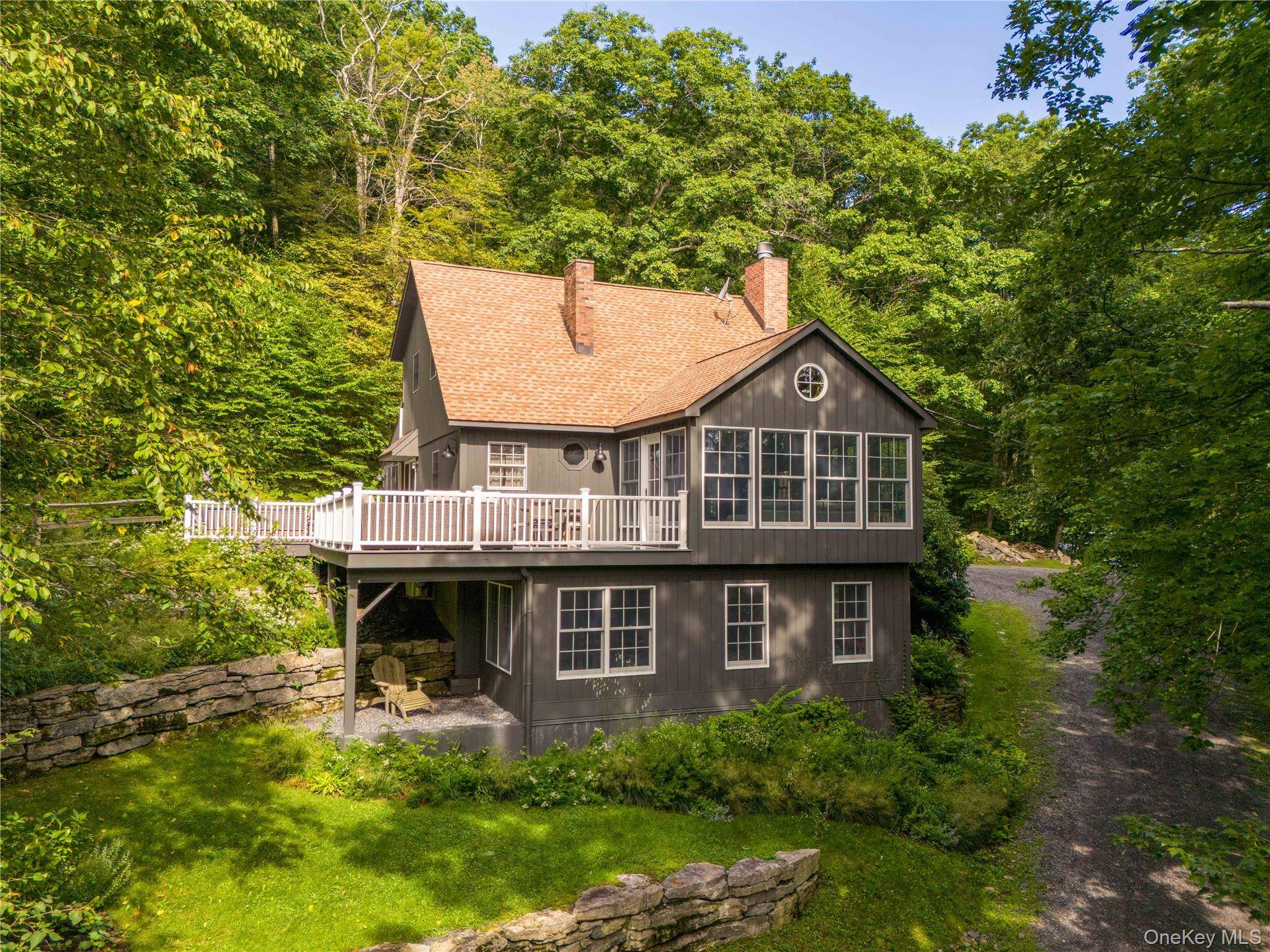 351 Dugway RD, Austerlitz, NY 12037