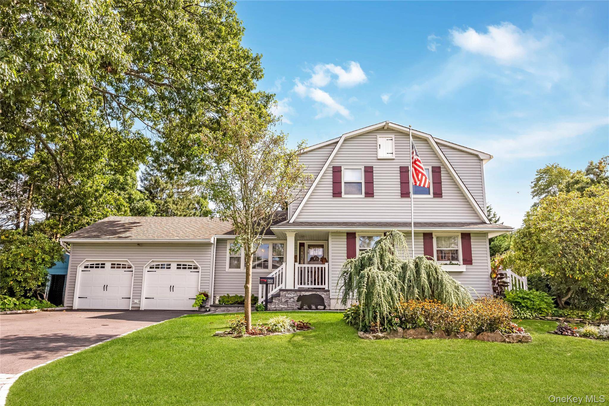 60 Jaycox AVE, Islip, NY 11751