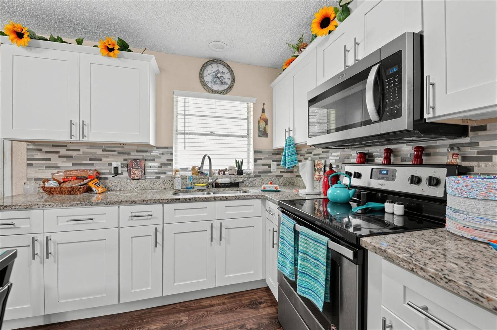 14632 STATE ST, Dade City, FL 33523