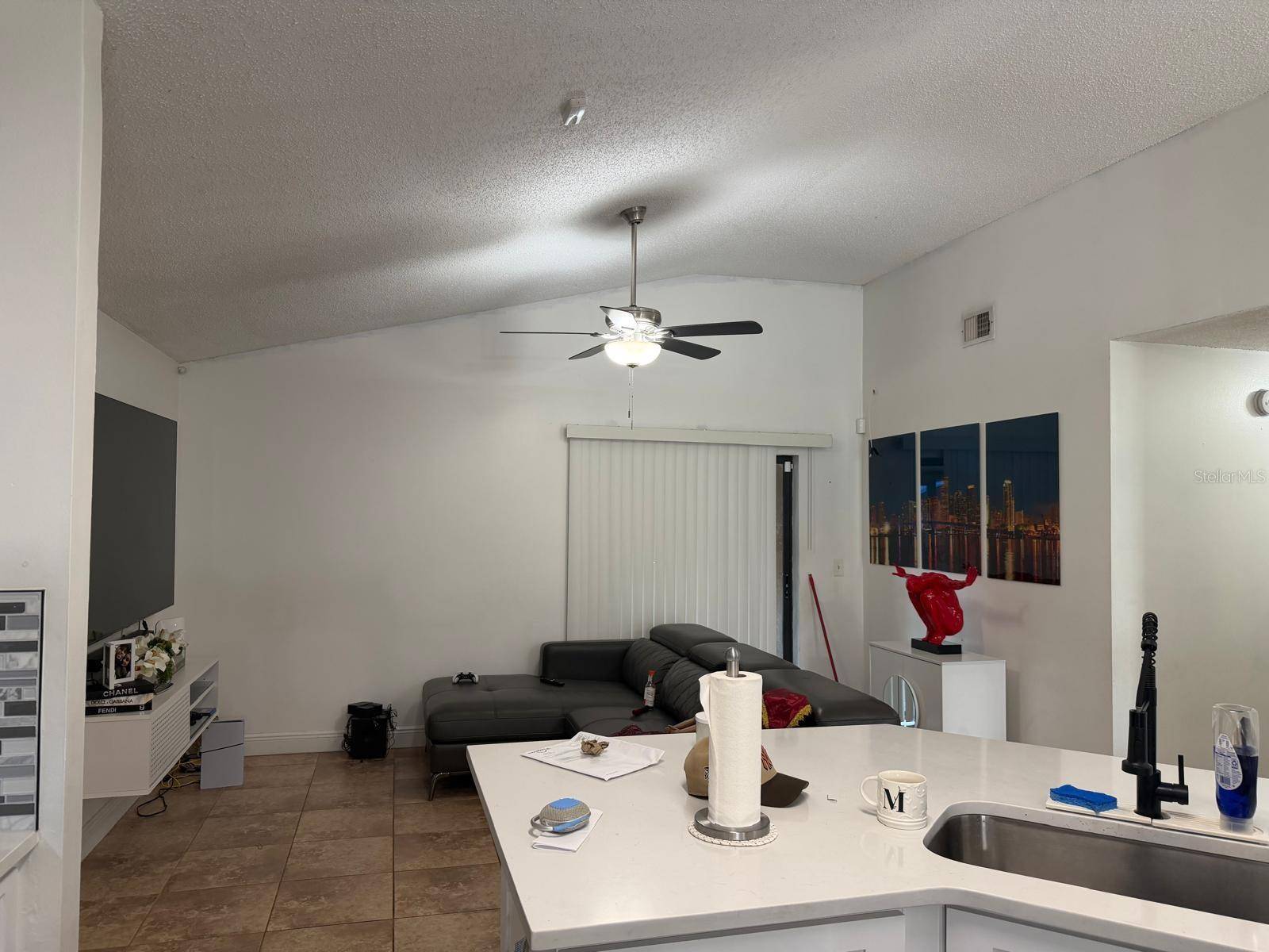 2216 RIDGEMORE DR, Valrico, FL 33594