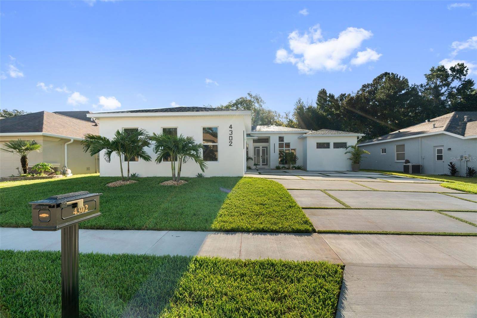 4302 GEVALIA DR, Brooksville, FL 34604