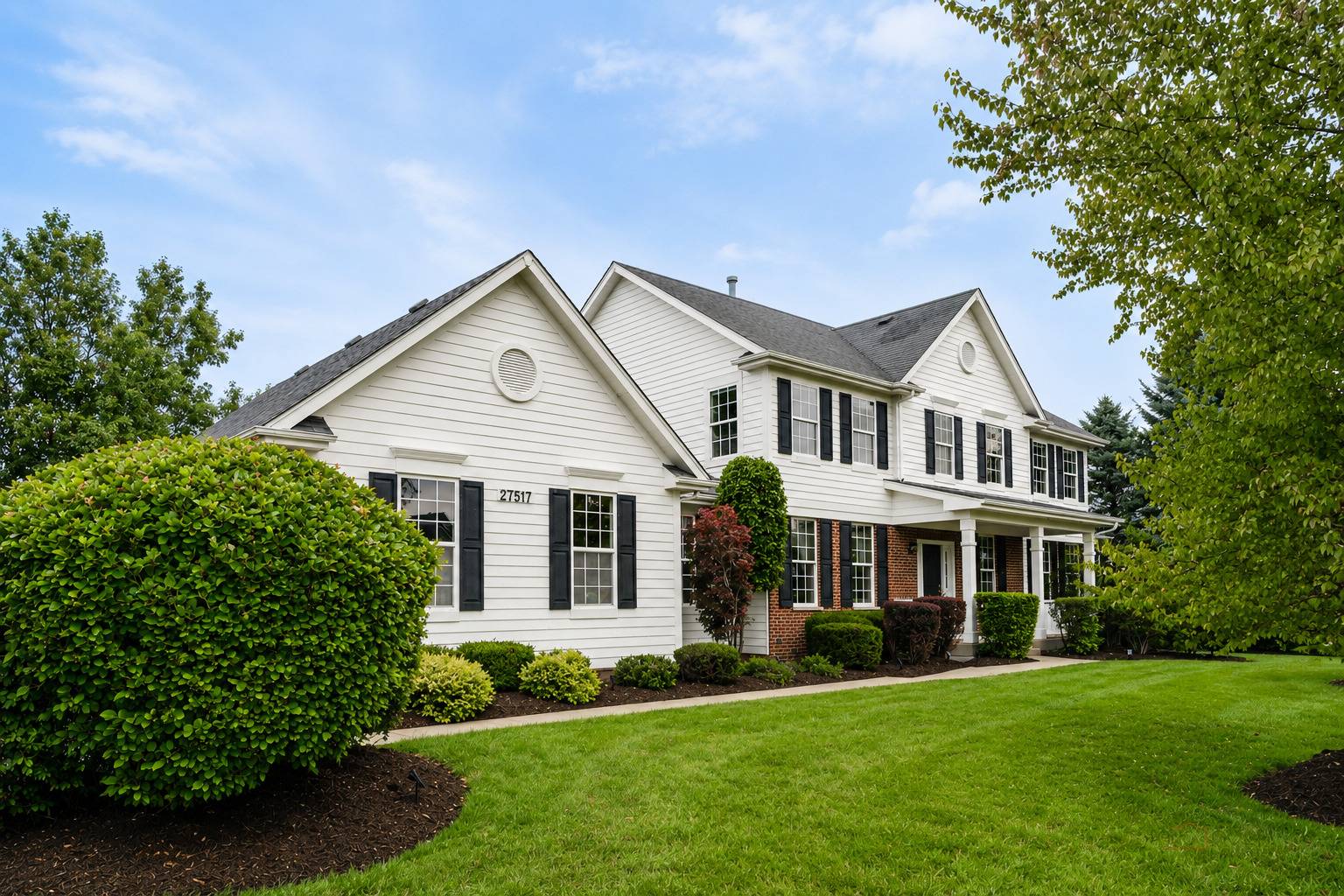 27517 E Savannah TRL, Lake Barrington, IL 60010