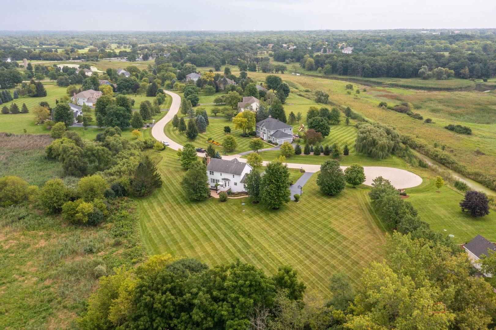 27517 E Savannah TRL, Lake Barrington, IL 60010