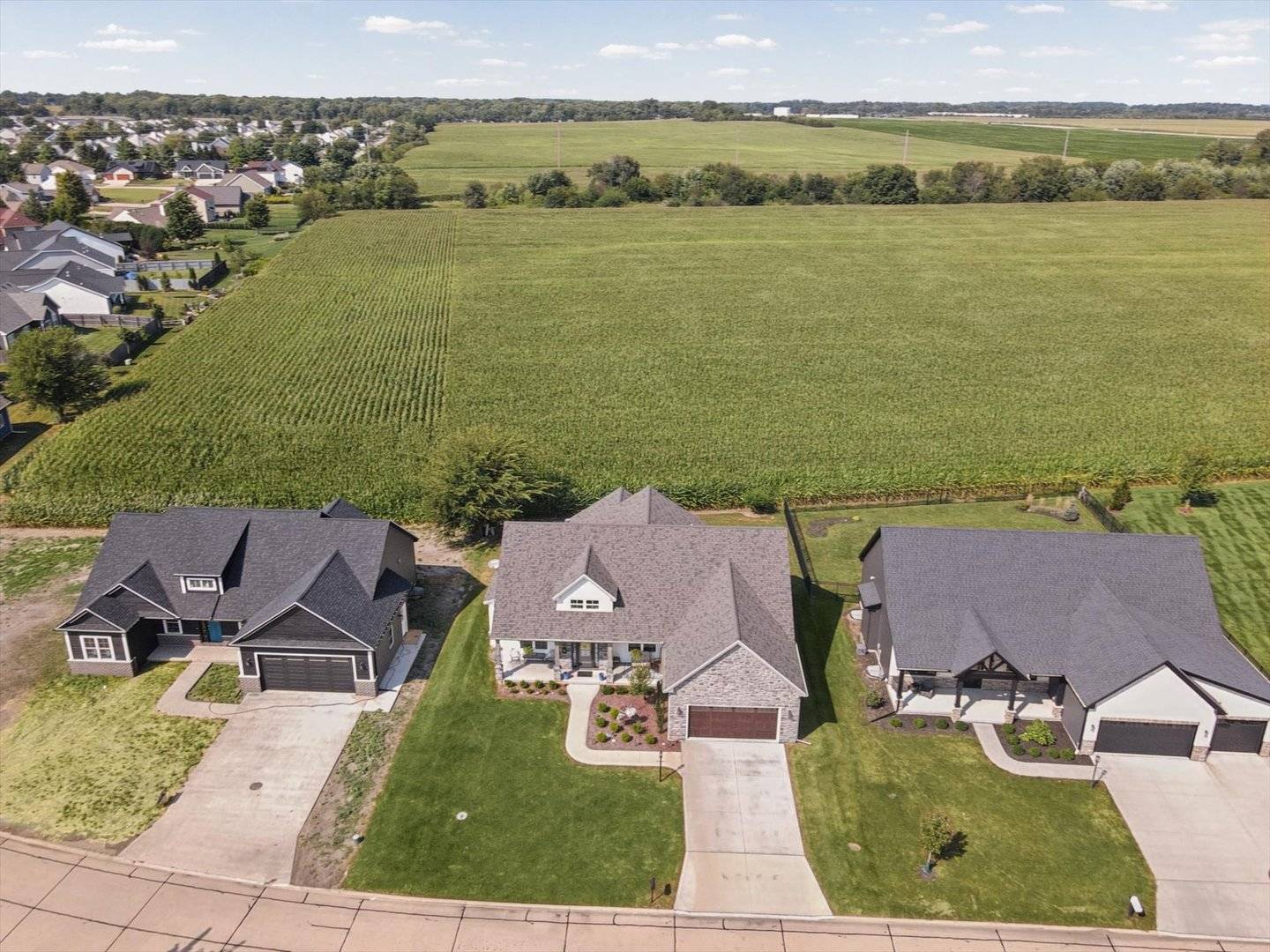 2838 E Stone Creek BLVD, Urbana, IL 61802