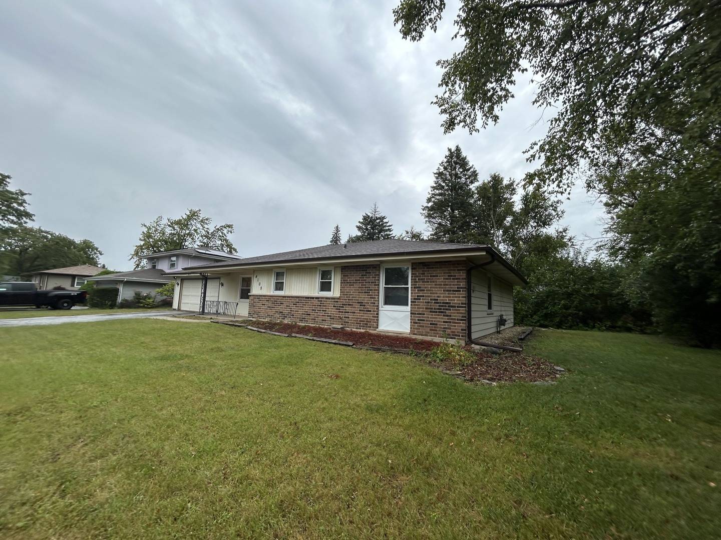 4108 Sumter DR, Matteson, IL 60443