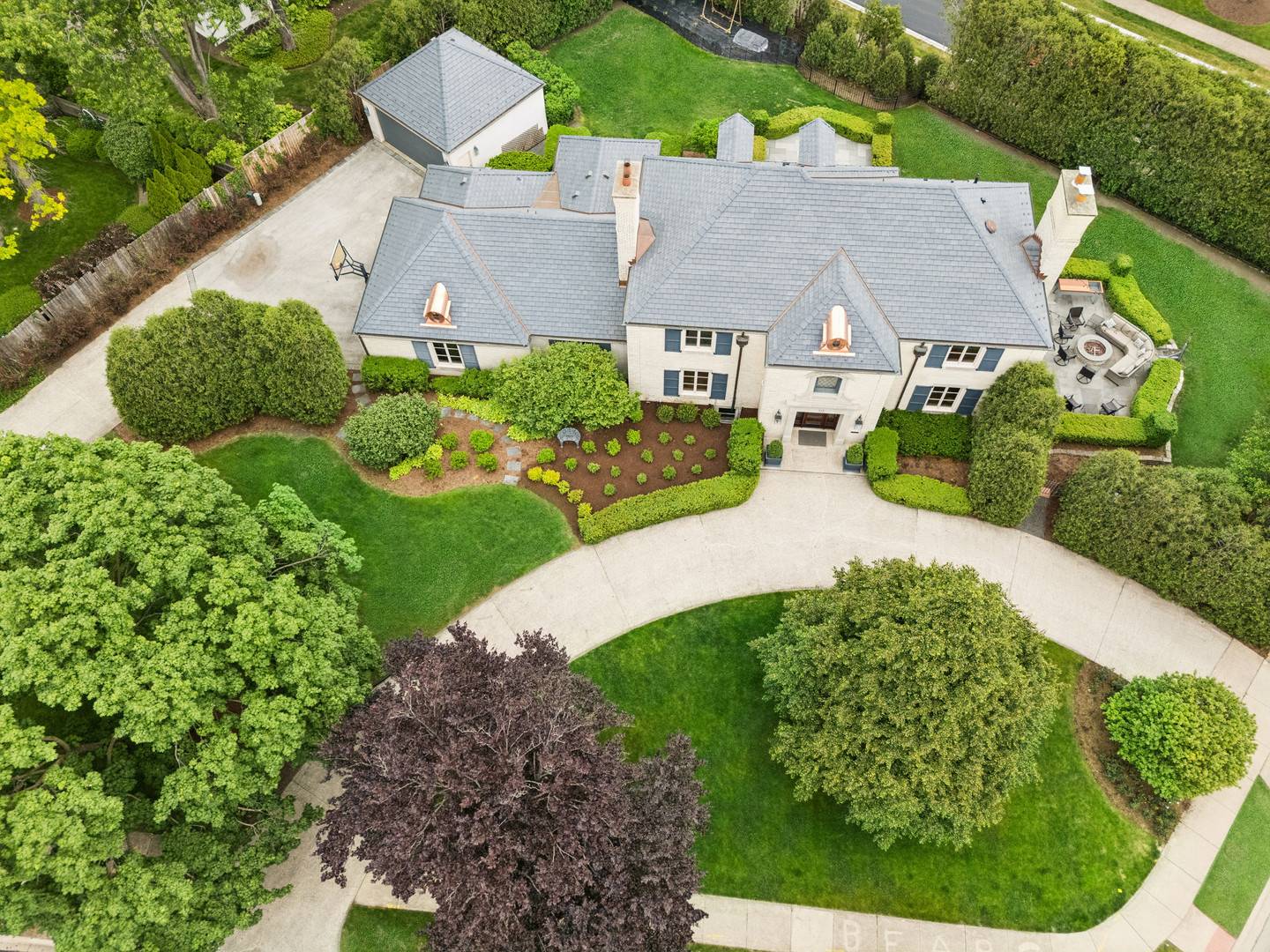 325 Princeton RD, Hinsdale, IL 60521