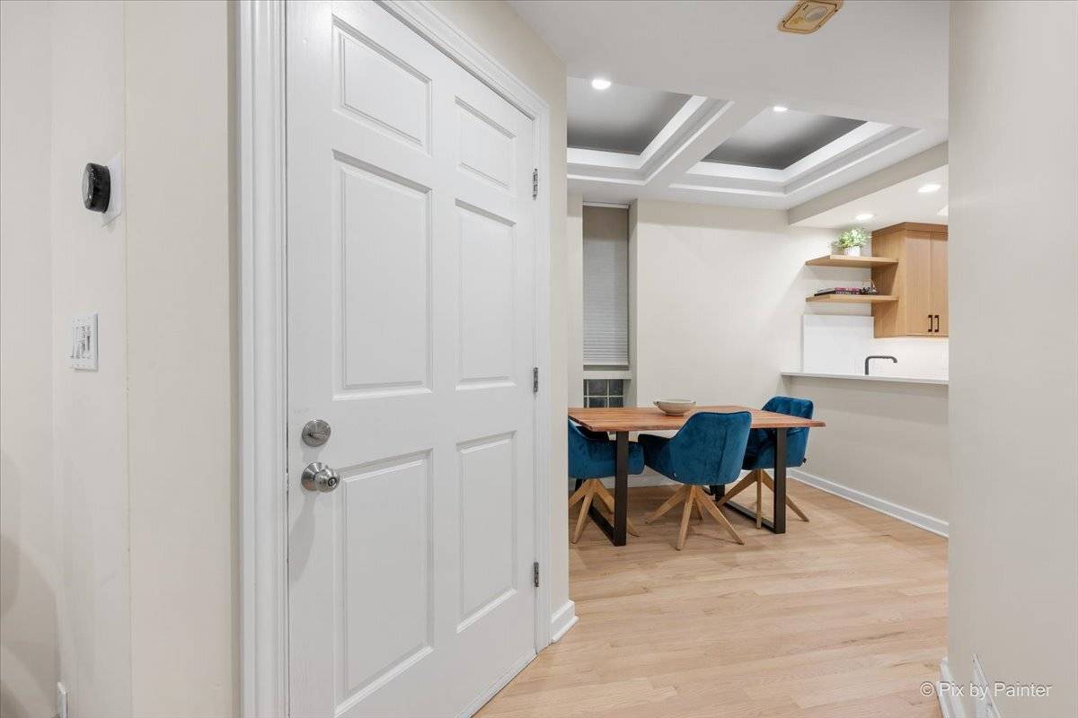1407 N Mohawk ST #1, Chicago, IL 60610
