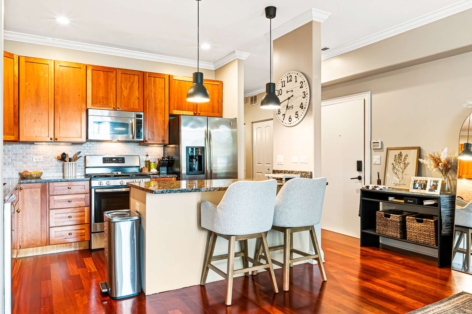 2235 N Lister AVE #102, Chicago, IL 60614