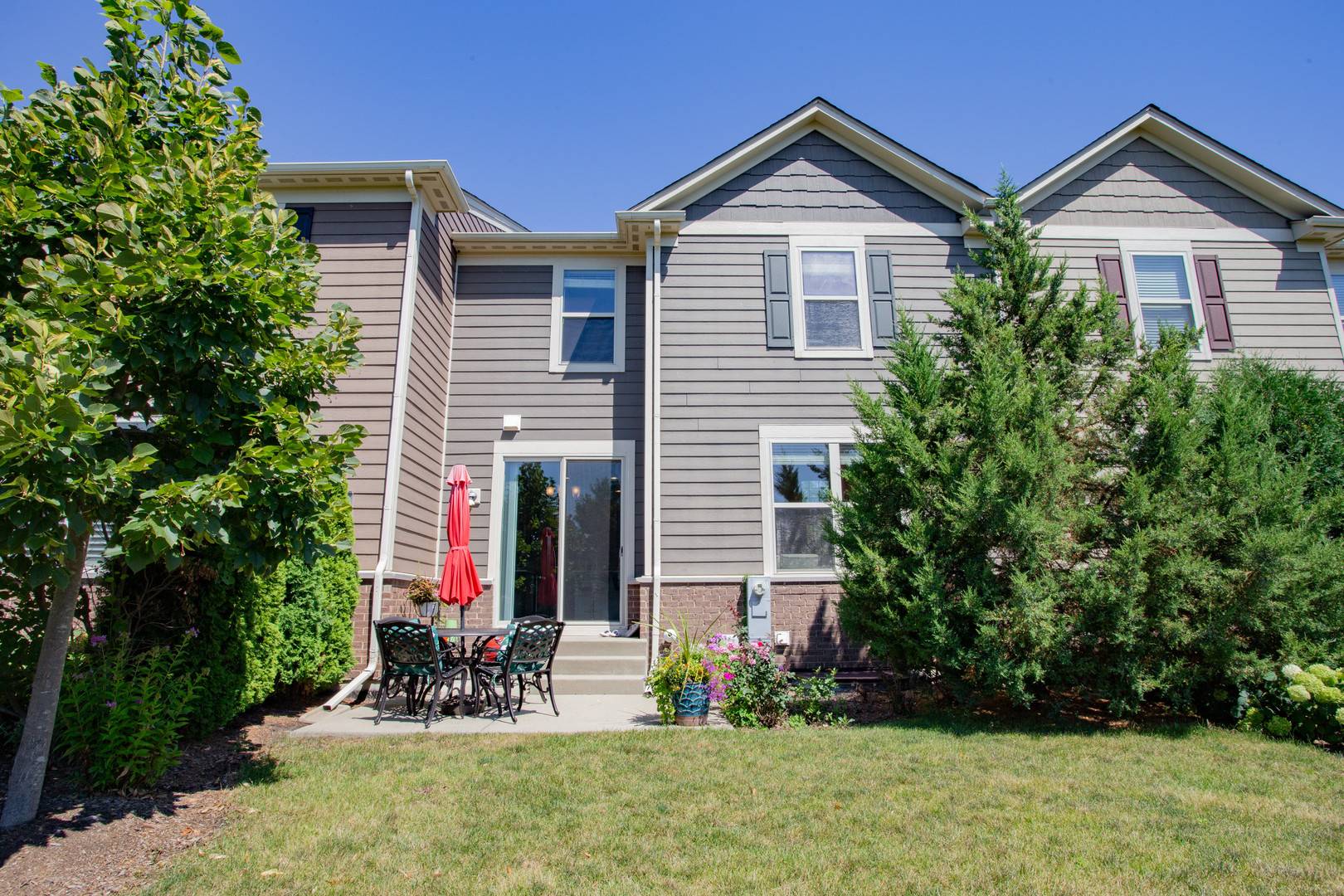 246 Belmont DR, Lincolnshire, IL 60069