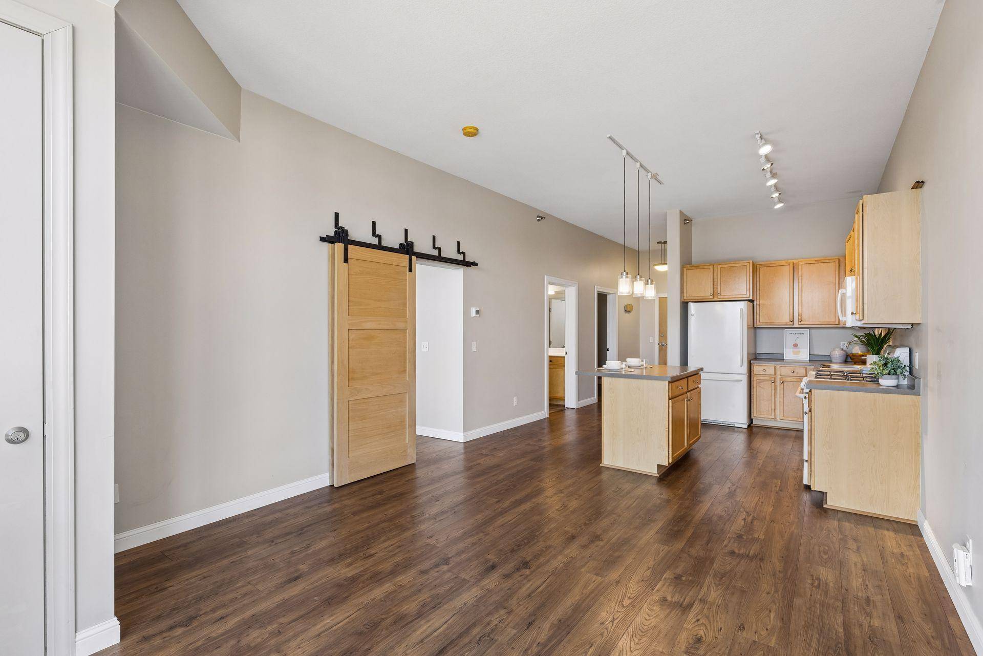 2650 University AVE W #523, Saint Paul, MN 55114
