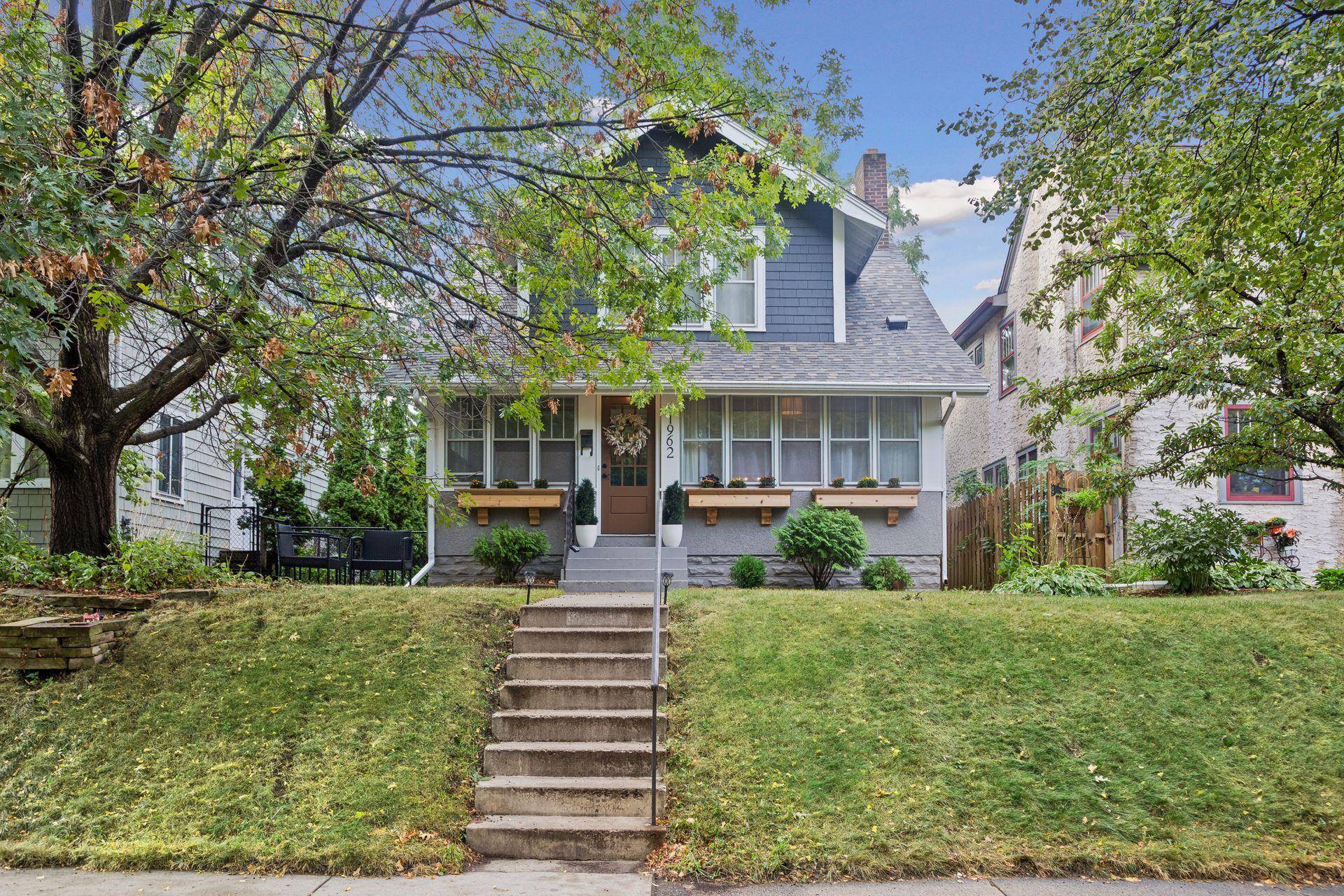 1962 Juliet AVE, Saint Paul, MN 55105
