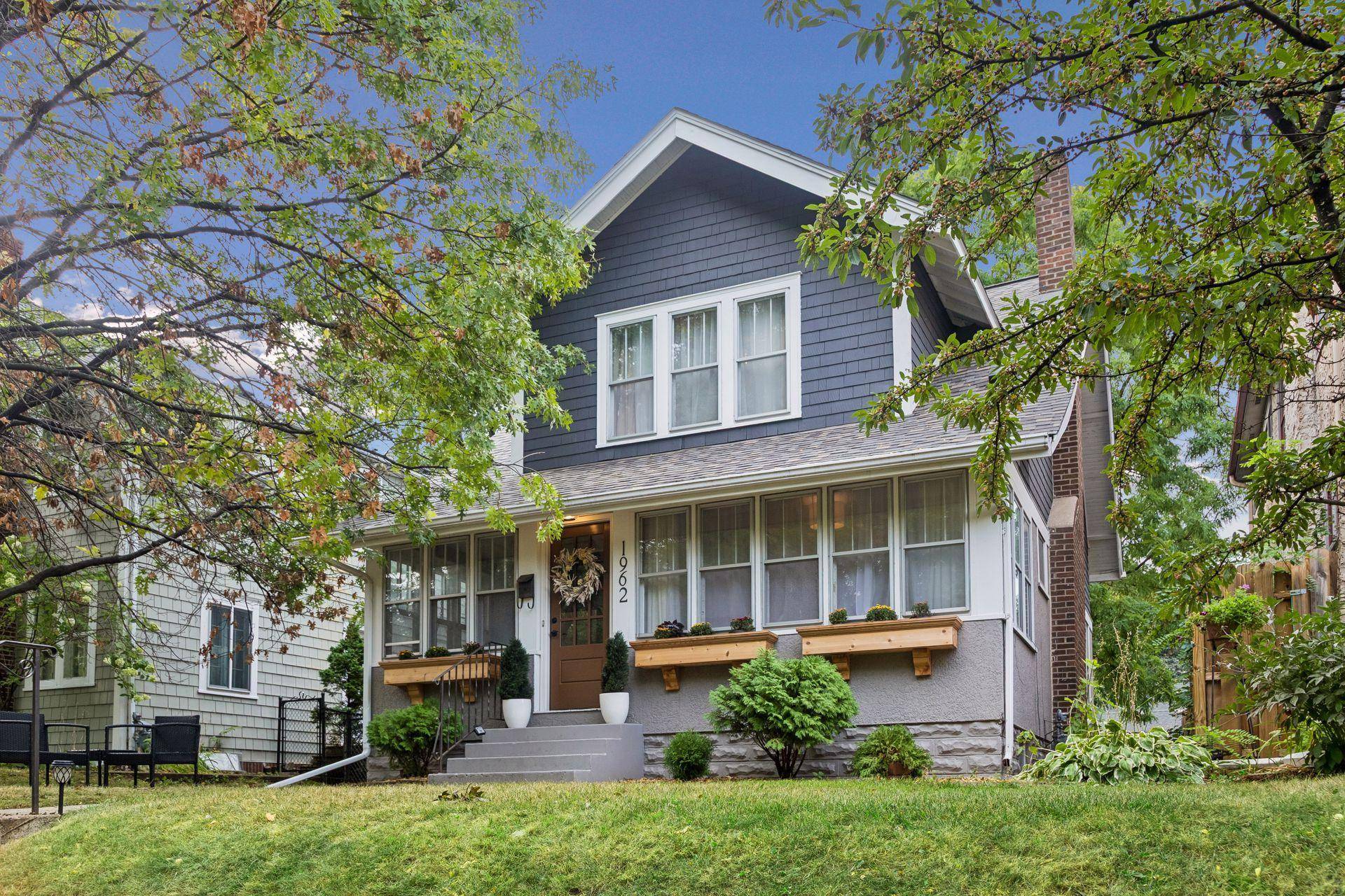 1962 Juliet AVE, Saint Paul, MN 55105