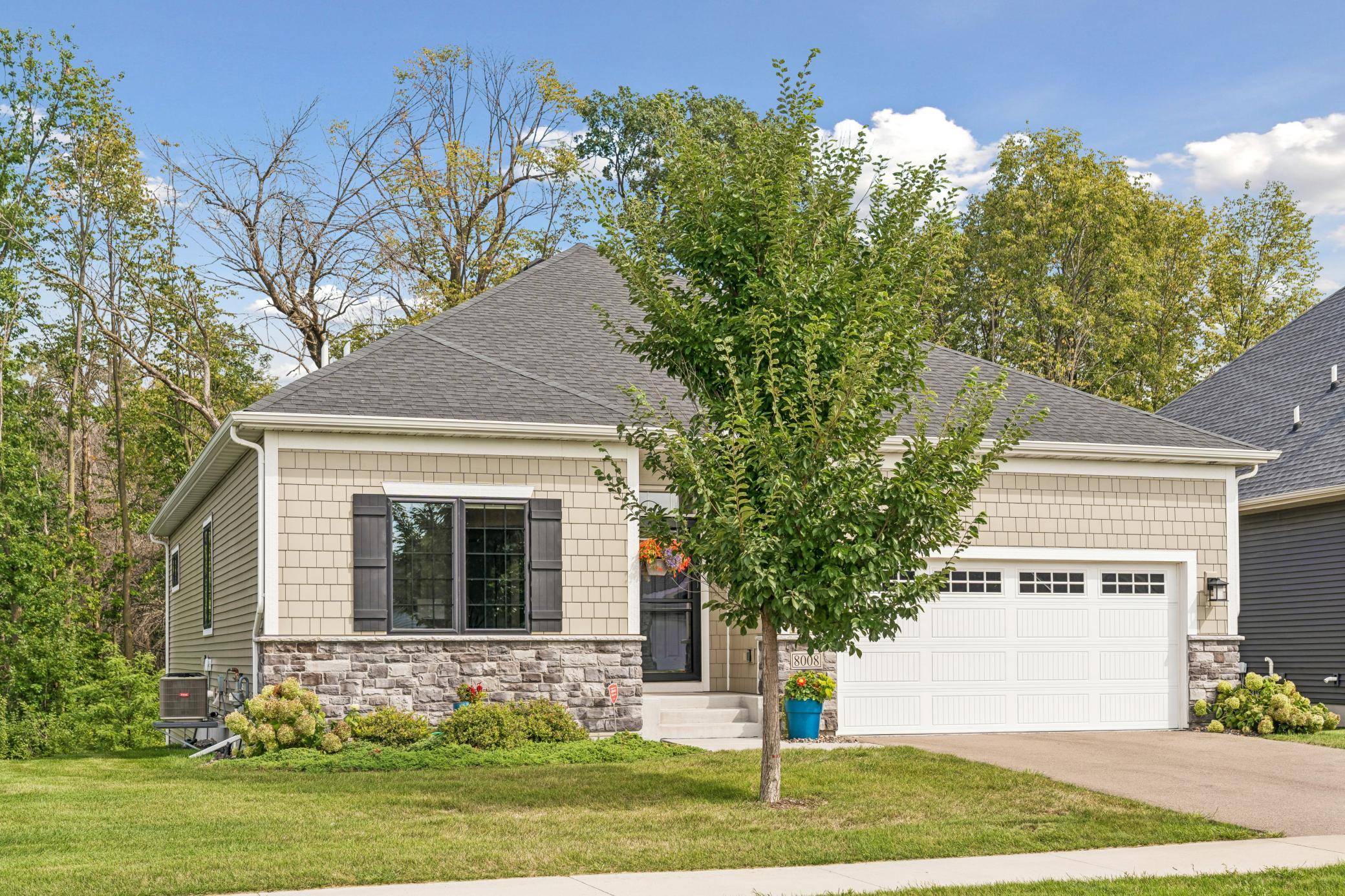 8008 Walnut LN, Corcoran, MN 55340