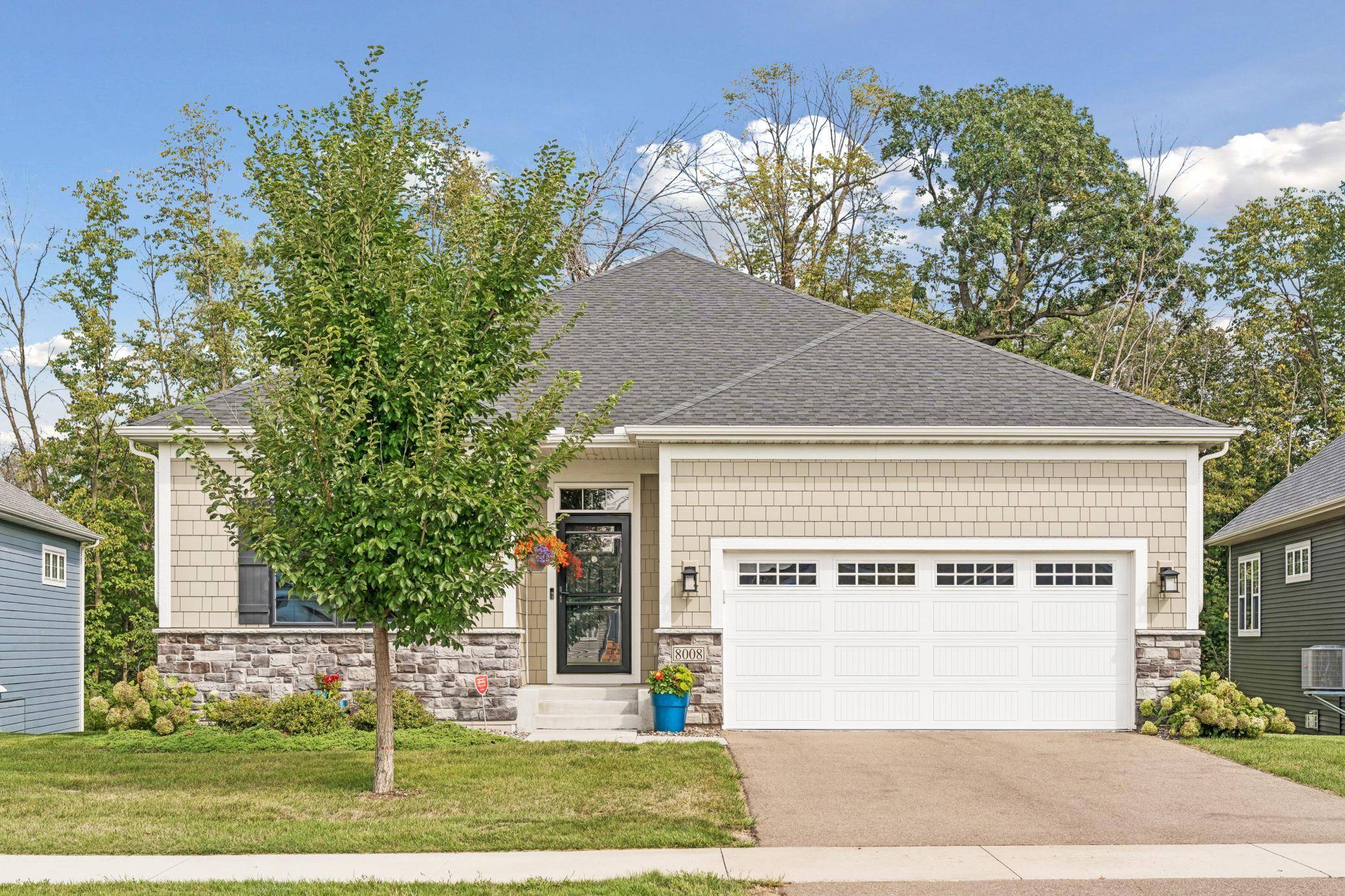 8008 Walnut LN, Corcoran, MN 55340