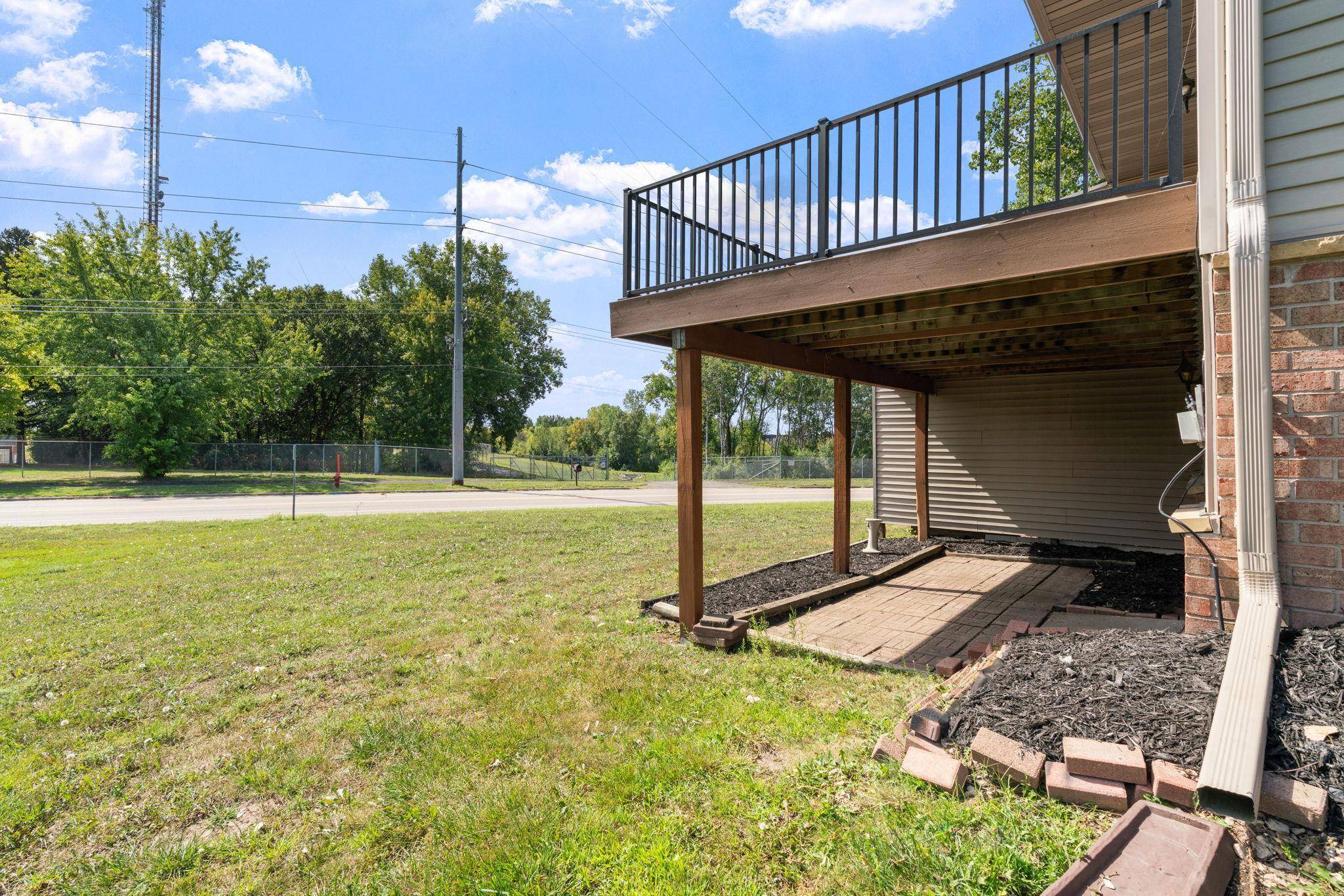 4112 Sylvia LN S, Shoreview, MN 55126