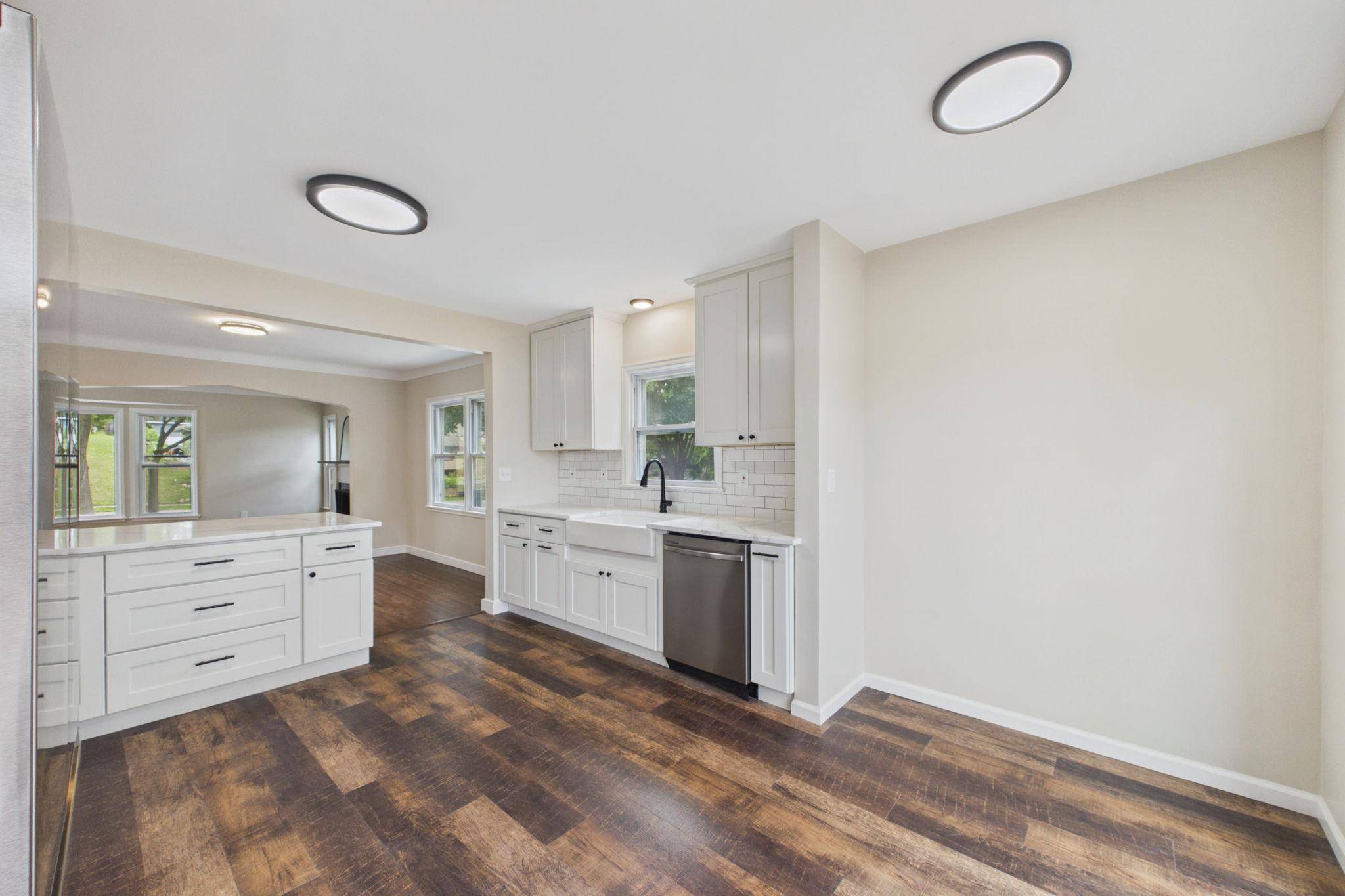 1599 Highland Pkwy, Saint Paul, MN 55116
