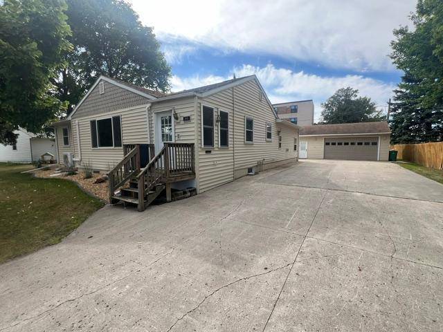 215 Central AVE, Breckenridge, MN 56520